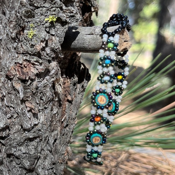 ❄️ 3 for $15 SALE ❄️ Hand beaded Bracelet Floral Sunshine Vintage Teal Orange - Picture 2 of 5